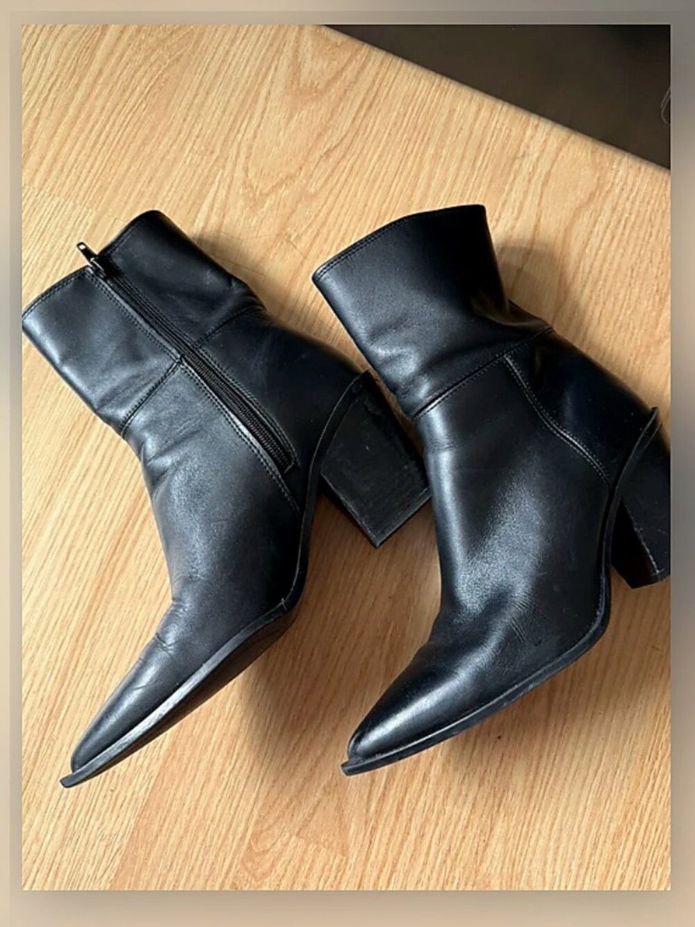 Zara Womens Black Pointed Toe Leather Ankle Boots Size 39 (8.5 US)